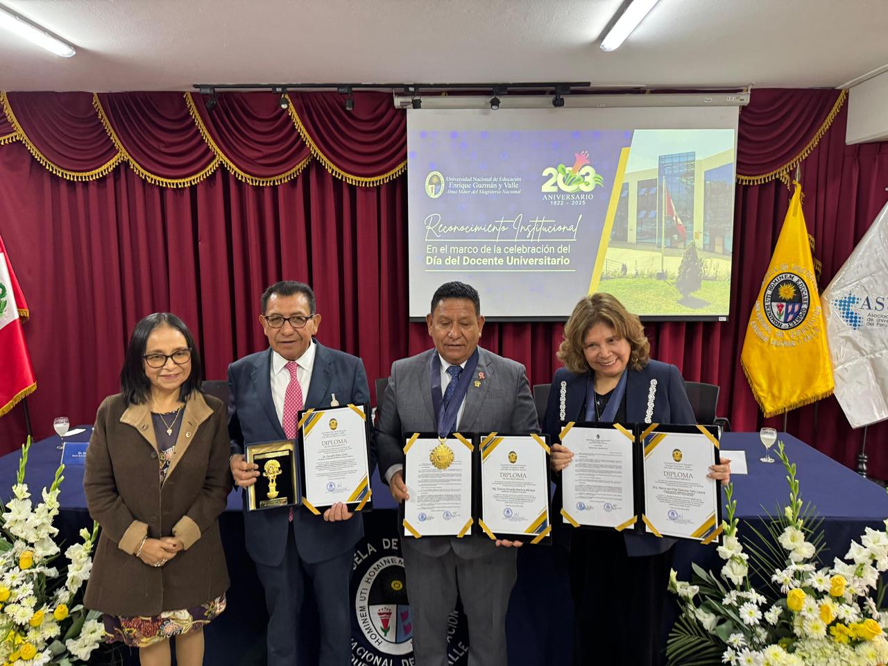 Reconocen en Perú la visión académica del Rector de la UATx